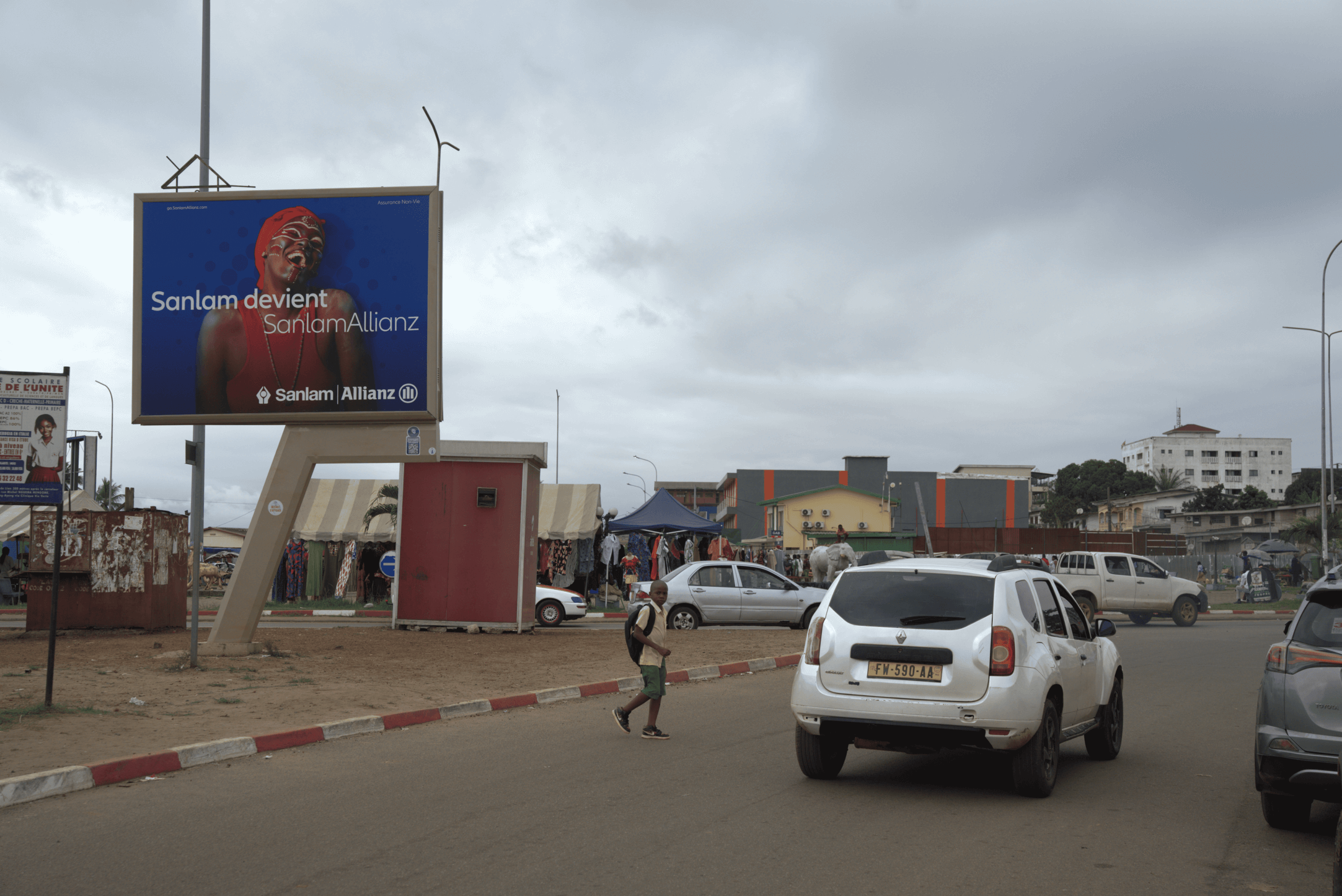 Location Panneaux Publicitaires 4x3m